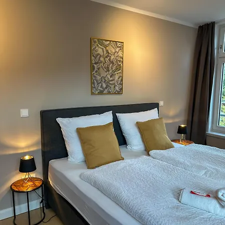Uferresidenz - Altbau-charme & Komfort Am Wasser Apartman Oldenburg