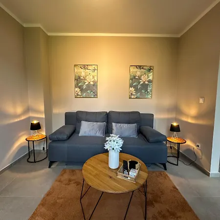 Uferresidenz - Altbau-charme & Komfort Am Wasser