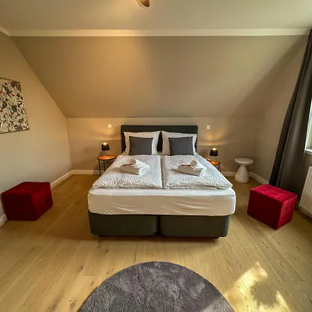 Apartman Uferresidenz - Altbau-charme & Komfort Am Wasser