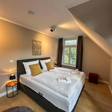 Apartman Uferresidenz - Altbau-charme & Komfort Am Wasser *