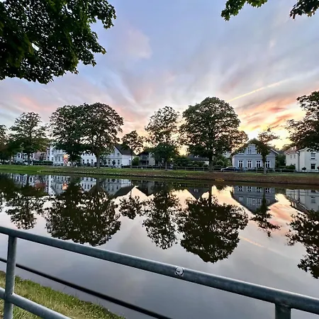 Uferresidenz - Altbau-charme & Komfort Am Wasser Apartamento Oldemburgo