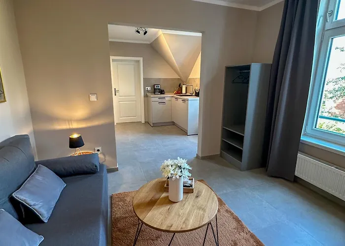 Uferresidenz - Altbau-charme & Komfort Am Wasser * Oldenburg