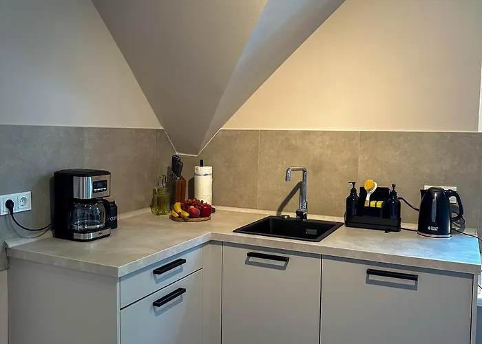 Uferresidenz - Altbau-charme & Komfort Am Wasser